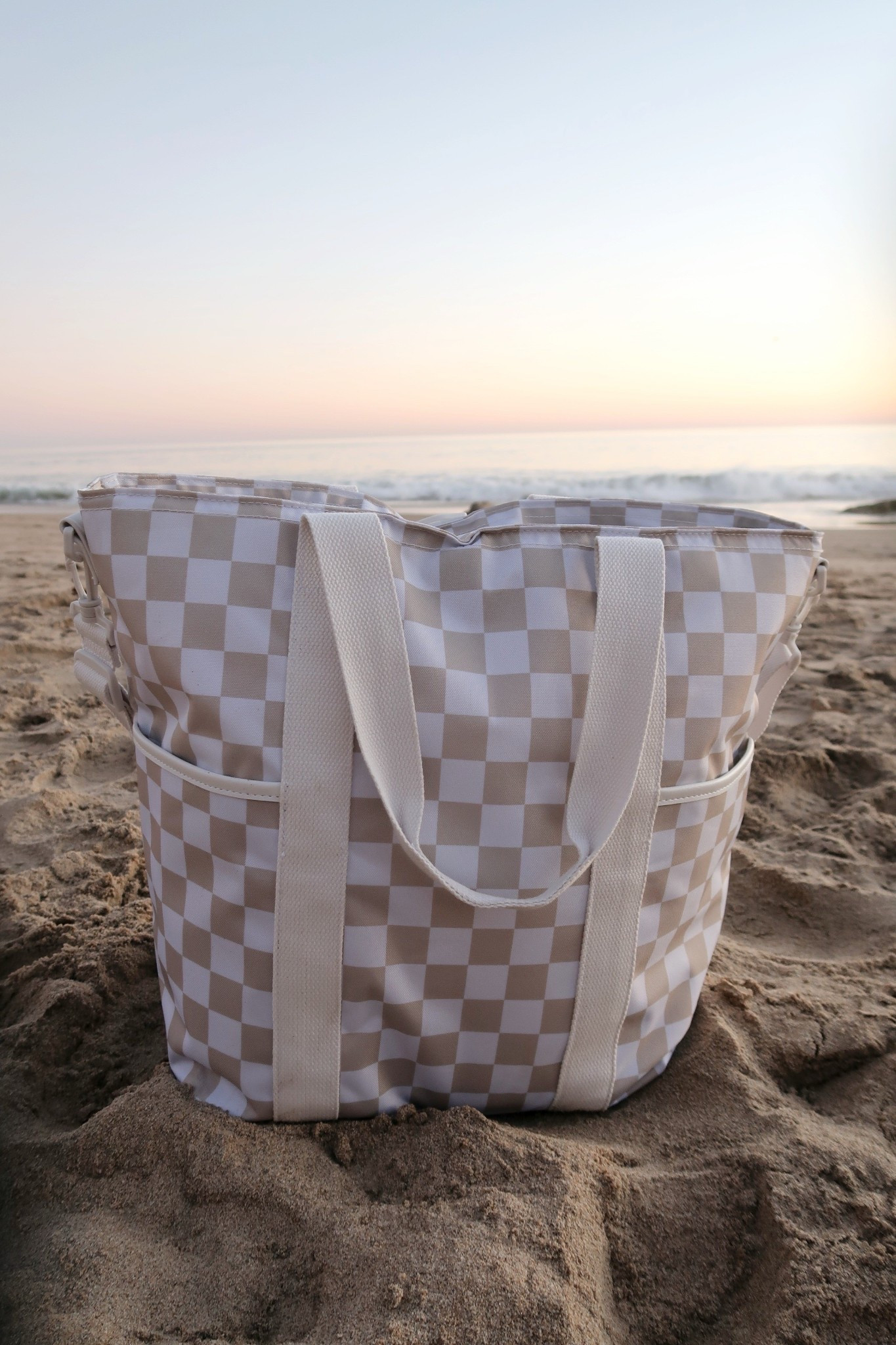 Shop this checkered beach tote - the cutest pattern & color 😍 This has 2 pockets on the front & the inside is insulate.. it kept our stuff nice and cold! Available in other patterns / size! Remember get a price drop notification if you heart a post/save a product 😉 

✨️ P.S. if you follow, like, share, save, or shop my post (either here or @coffee&clearance ).. thank you sooo much, I appreciate you! As always thanks sooo much for being here & shopping with me 🥹

| Disney store, DisneyStyle, Disney Home, Disney fashion, Disney accessories, disneyland outfits, mickey mouse ears, disneyland, disney world, disney outfits, disney ears, disney adult, disney style, disney amazon, disney mom, disney world outfit, bedroom refresh, date night outfits, resort wear, date night outfits, vacation outfits beach, storage basket, gallery wall, date night outfits, winter denim, work outfits, resort war, Easter basket boys, plus size fashion, business casual workwear, spring outfits 2026, date night outfits, vacation outfits beach, beach, swimsuit, bathing suit, beach essentials, Easter basket stuffers, Easter dress women, at patricks day outfit women, spring dresses, work outfits, plus size fashion, spring break outfits, rodeo outfit inspo, Easter outfits, storage, gallery wall, Valentines outfit women,  bedroom, bathroom, chocolate brown outfit, LTK spring sale |

#LTKCreatorOwned #LTKCreatorOwnedBrands #WinterTrends #LTKWinterTrends #WorkWear #TopSharedPosts #LTKTopSharedPosts #TrendingCreators #LTKTrendingCreators #PopularToday #LTKPopularToday #TreatYourself #LTKTreatYourself #amandaroblessed #LosAngeles #LTKSpringSale #LTKGiftGuide #LTKFindsUnder100 #LTKFindsUnder50 #LTKNYFW 

#LTKU #LTKMidsize #LTKActive #LTKFestival #LTKfoodie #LTKHome #LTKootd #LTKstorytime #LTKTall #LTKWorkwear #LTKKids #LTKPlusSize #LTKBaby #LTKSaleAlert #LTKmorningroutine #LTKBump #LTKgrwm #LTKdayinmylife #LTKvlog #LTKBeauty #LTKfitnessgoals #LTKPetite #LTKselfcare #LTKTravel #LTKSeasonal #LTKmomlife #LTKMens #LTKOver40 #LTKWedding #LTKSwim