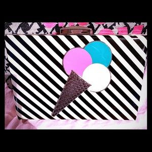 Kate Spade Ice Cream Clutch | Poshmark