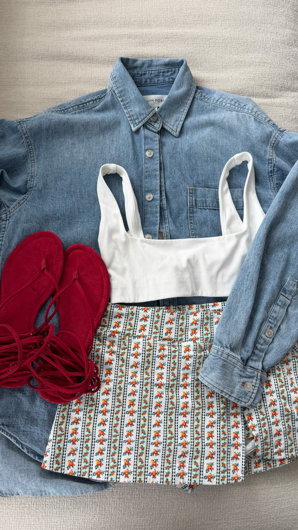 Farmers market outfit! XS in skirt + button down, small bra