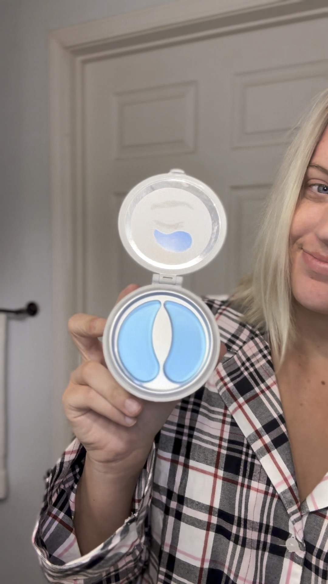 Love love love these reusable eye patches! 🧖🏼‍♀️🫧🎀

#LTKGiftGuide #LTKVideo #LTKbeauty