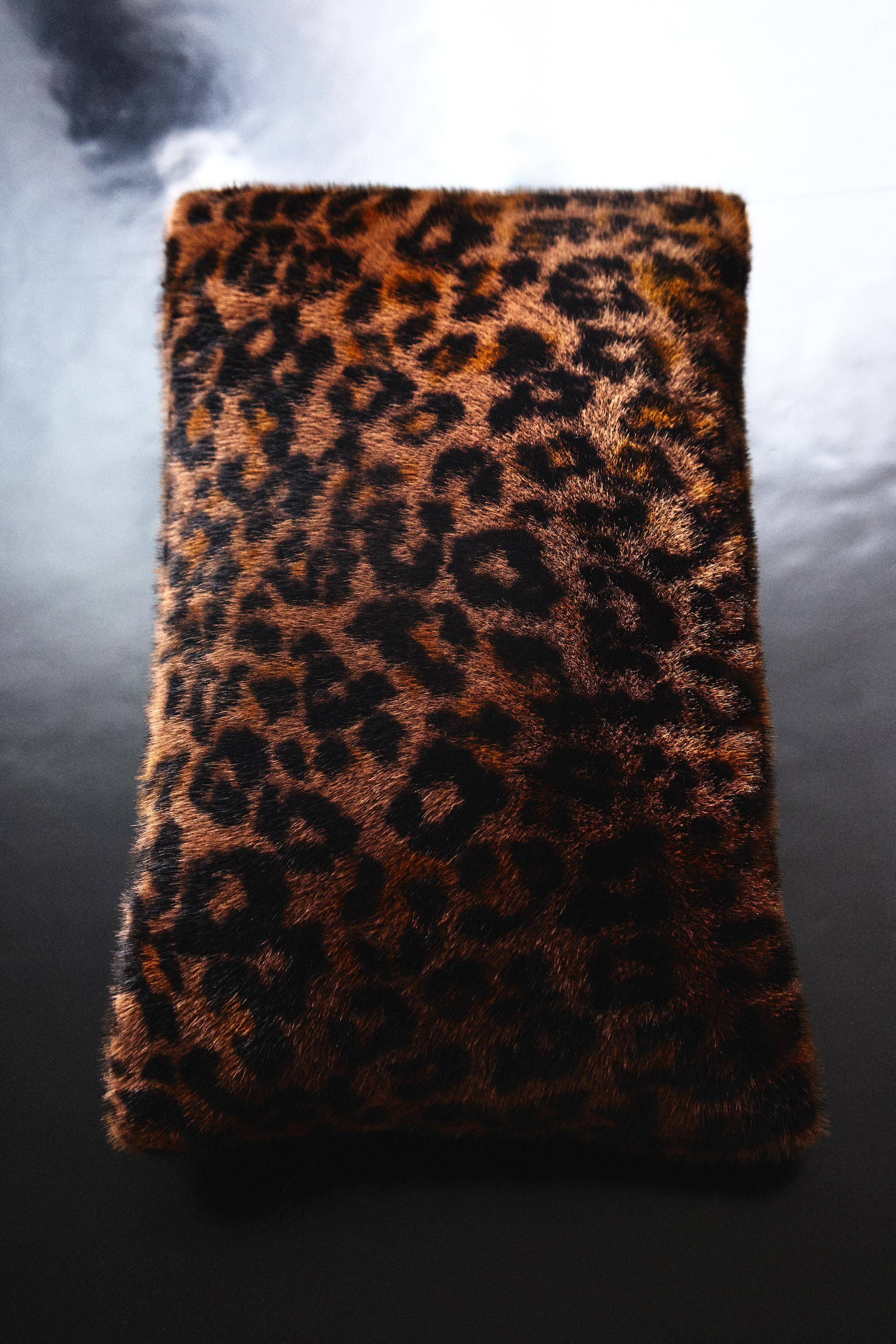 ANIMAL PRINT FAUX FUR CUSHION COVER | Zara UK