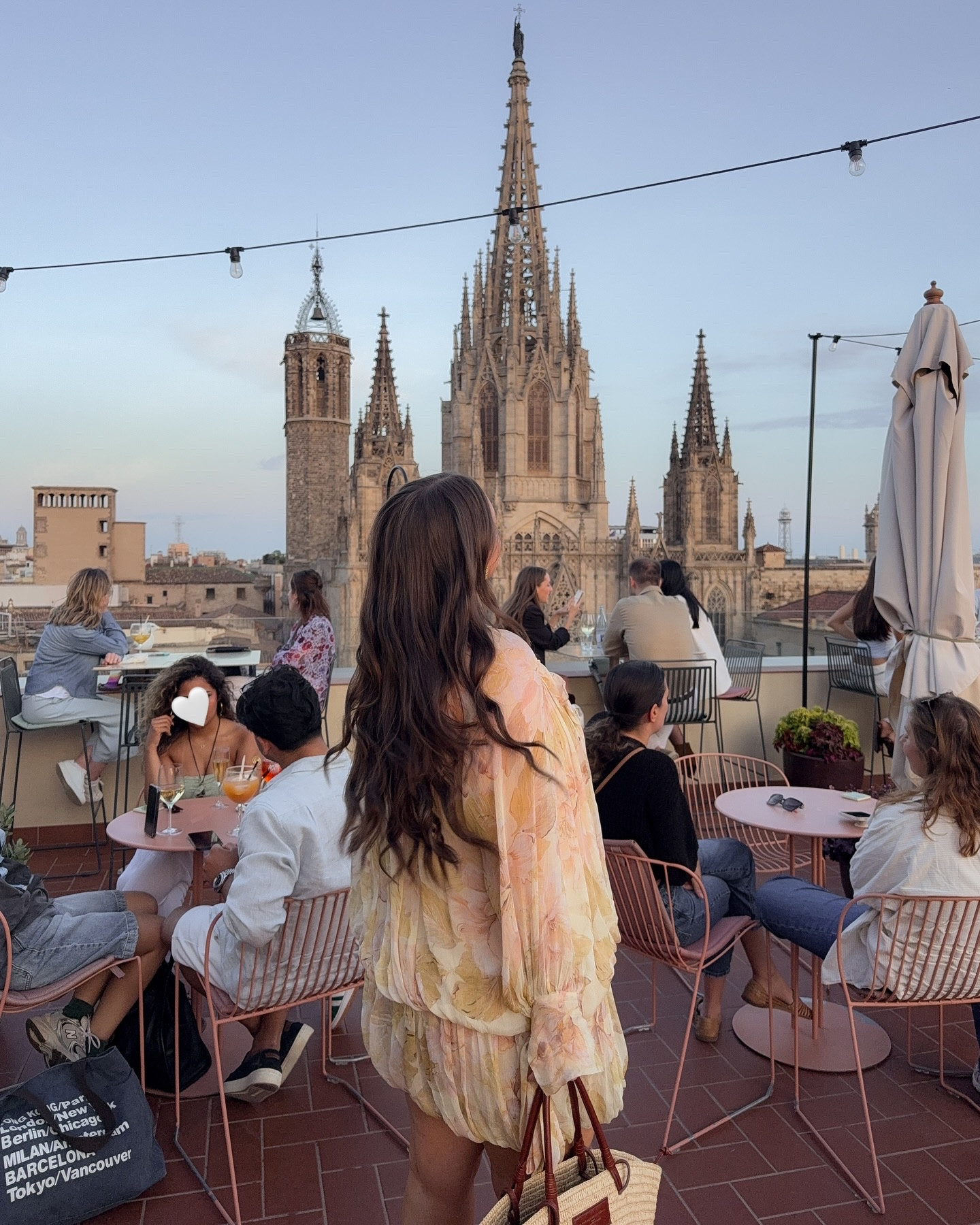 last night in barcyyyyy 🍹🇪🇸🔔🍇🌴 wearing a Large

#LTKSeasonal #LTKFindsUnder100 #LTKMidsize