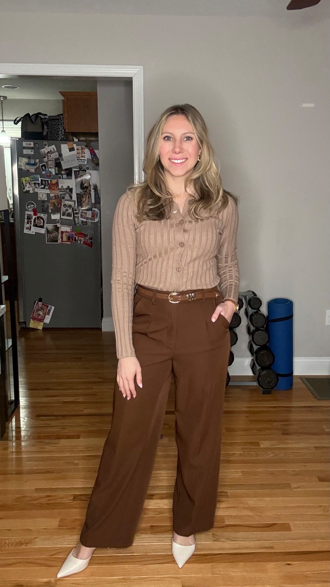 Shades of brown workwear with these brown trousers! Love it with the collared shirt 

#LTKootd #LTKWorkwear #LTKgrwm