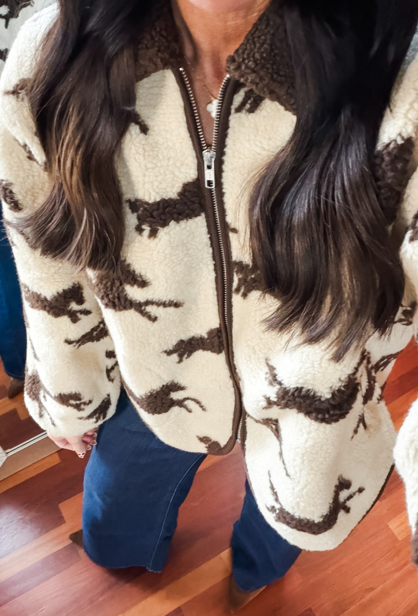 Absolutely love this western horse fleece 

#LTKStyleTip #LTKSeasonal #LTKGiftGuide
