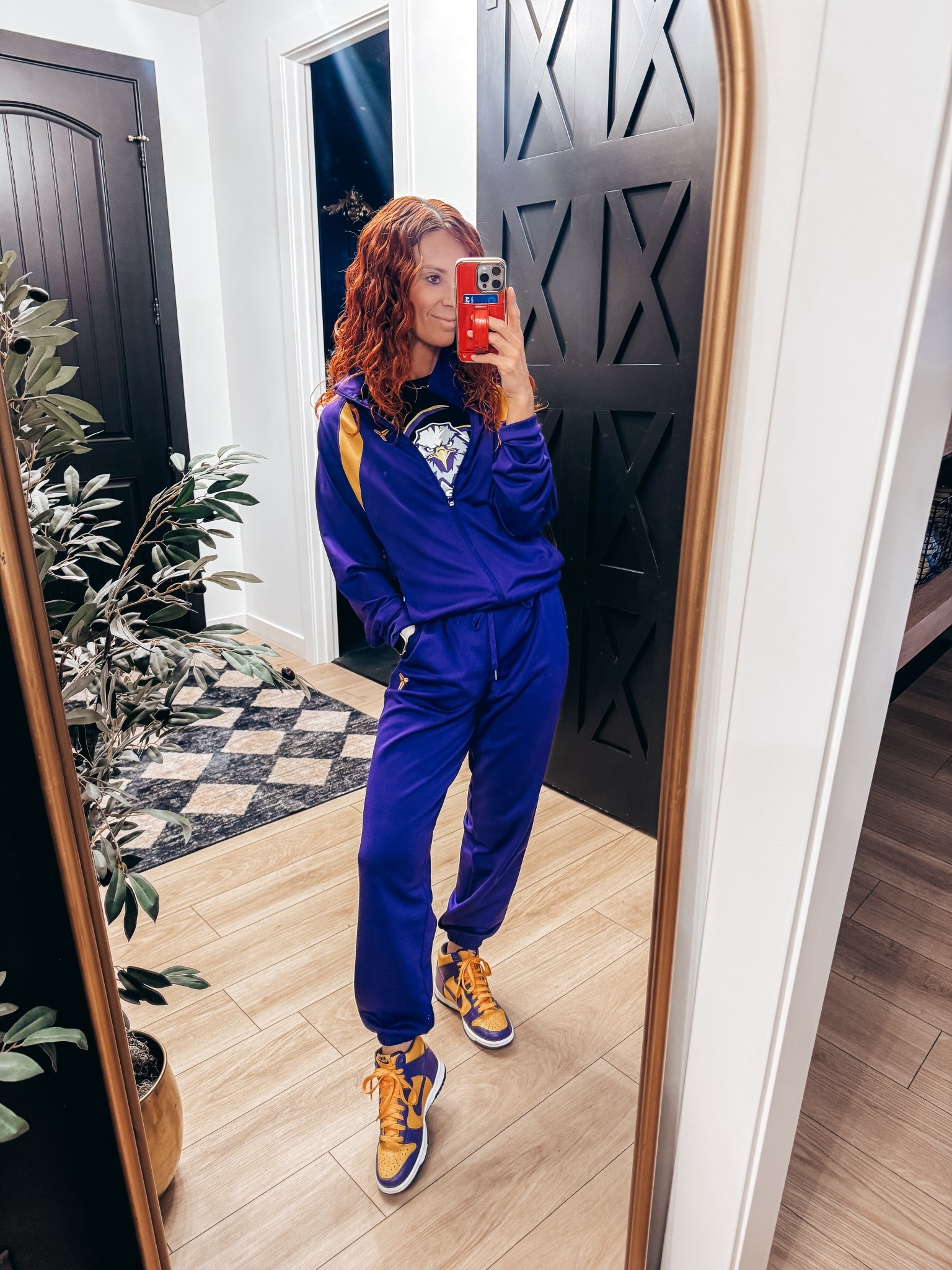 Off to cheer our girls bball team in semi state finals!! This Kobe outfit is the most perfect and comfortable set! Also comes in two other colors! Wearing xxs 

#LTKootd #LTKActive #LTKOver40