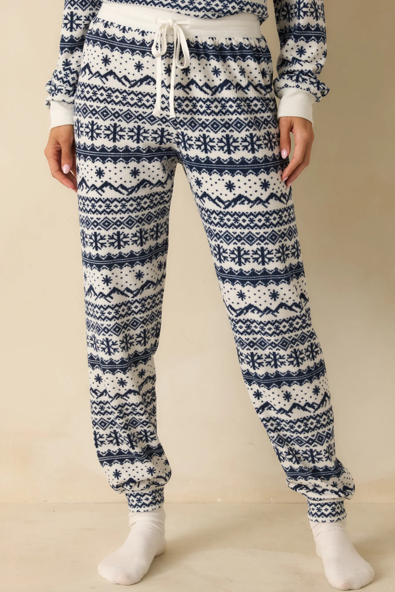 Z Supply Vanilla Ice Twilight Fairisle Jogger Pajama Pants | Red Dress