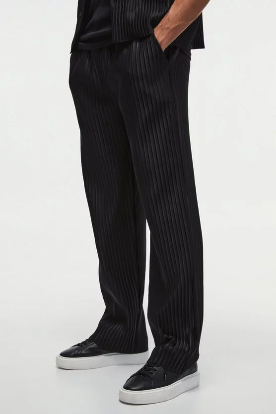 Straight Leg Pleated Elasticated Waist Trouser | boohooMAN (DE, IE & UK)