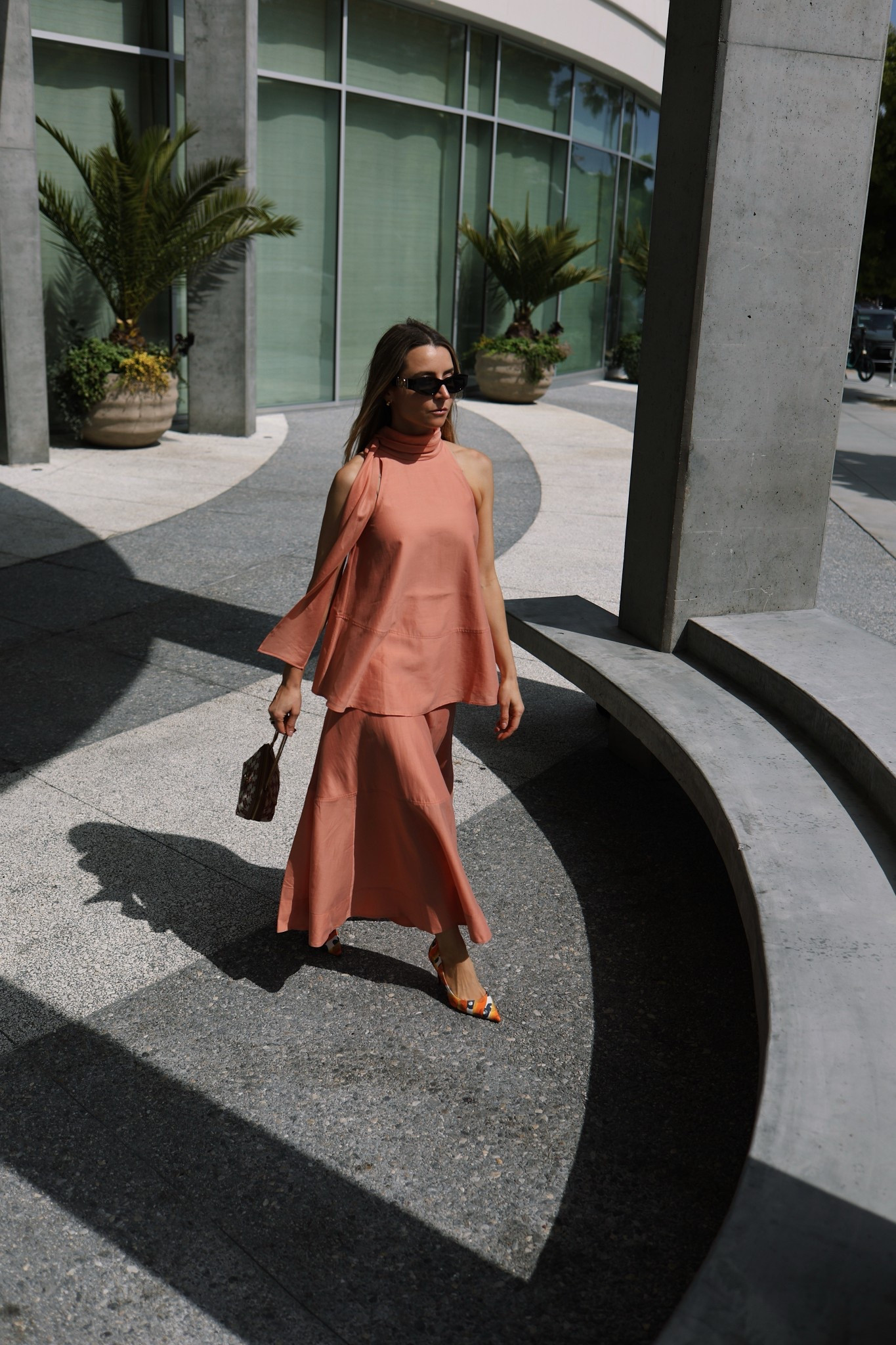 Introducing the new @christianlouboutin Miss Z, crafted in the striking Gaagal fabric by Australian artist Otis Hope Carey — a powerful tribute to the spirit of the ocean and Indigenous culture. Where fashion becomes a canvas for storytelling.