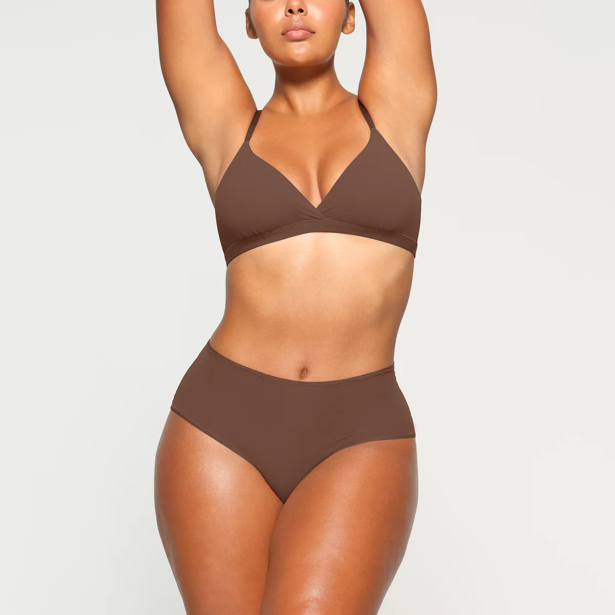 FITS EVERYBODY FULL BRIEF | SKIMS (US)