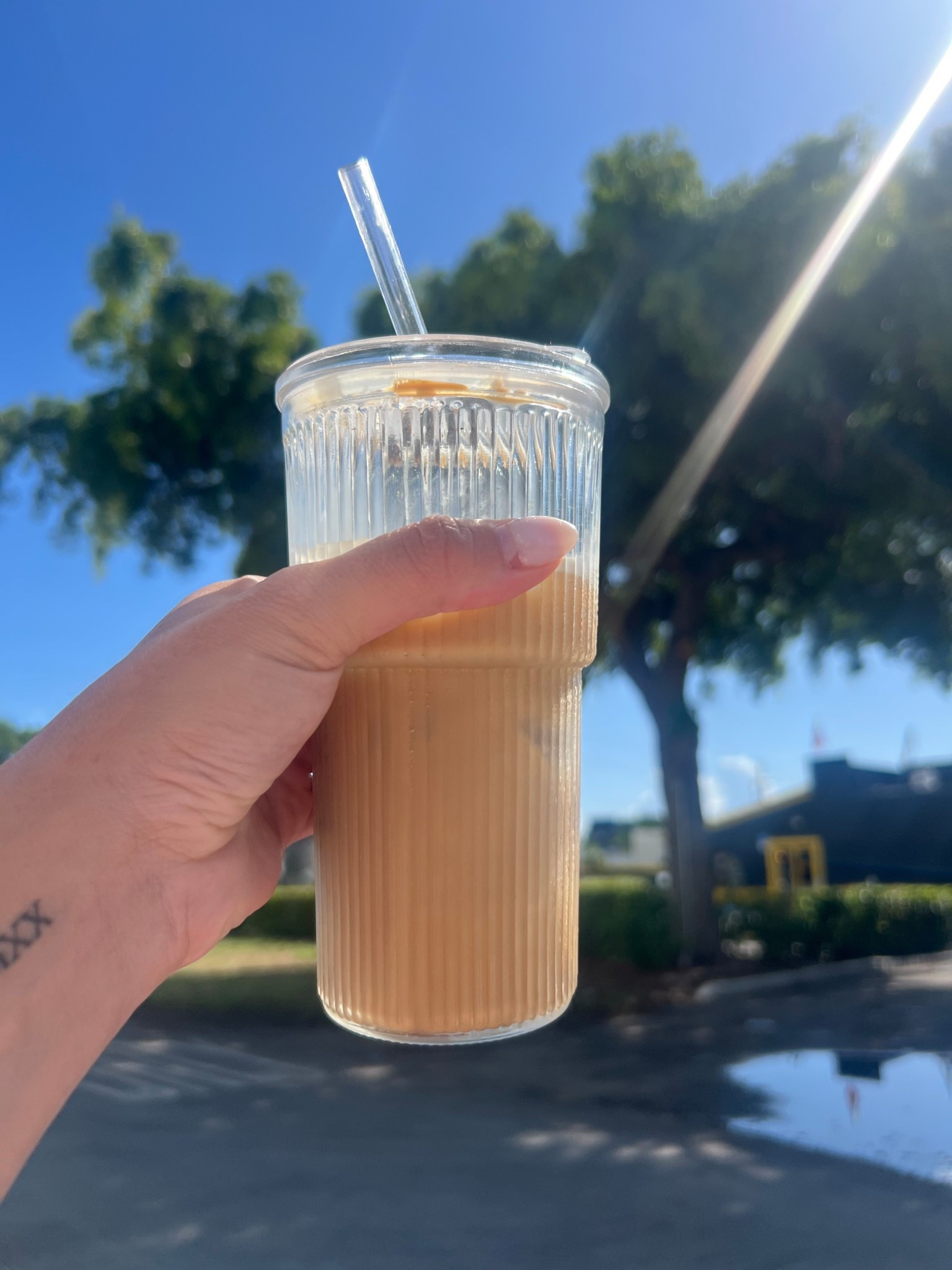 My favorite glass cups are on sale! The lid is made for cold and hot drinks! 

#LTKSaleAlert #LTKFindsUnder50 #LTKHome