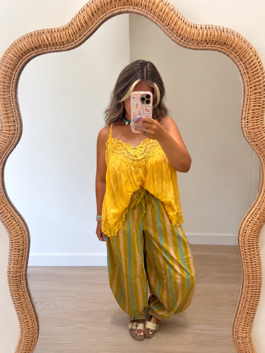 ✨🍋‍🟩🫐🌸
 

Wearing size medium top and XS pants

#LTKMidsize #LTKootd #LTKSeasonal