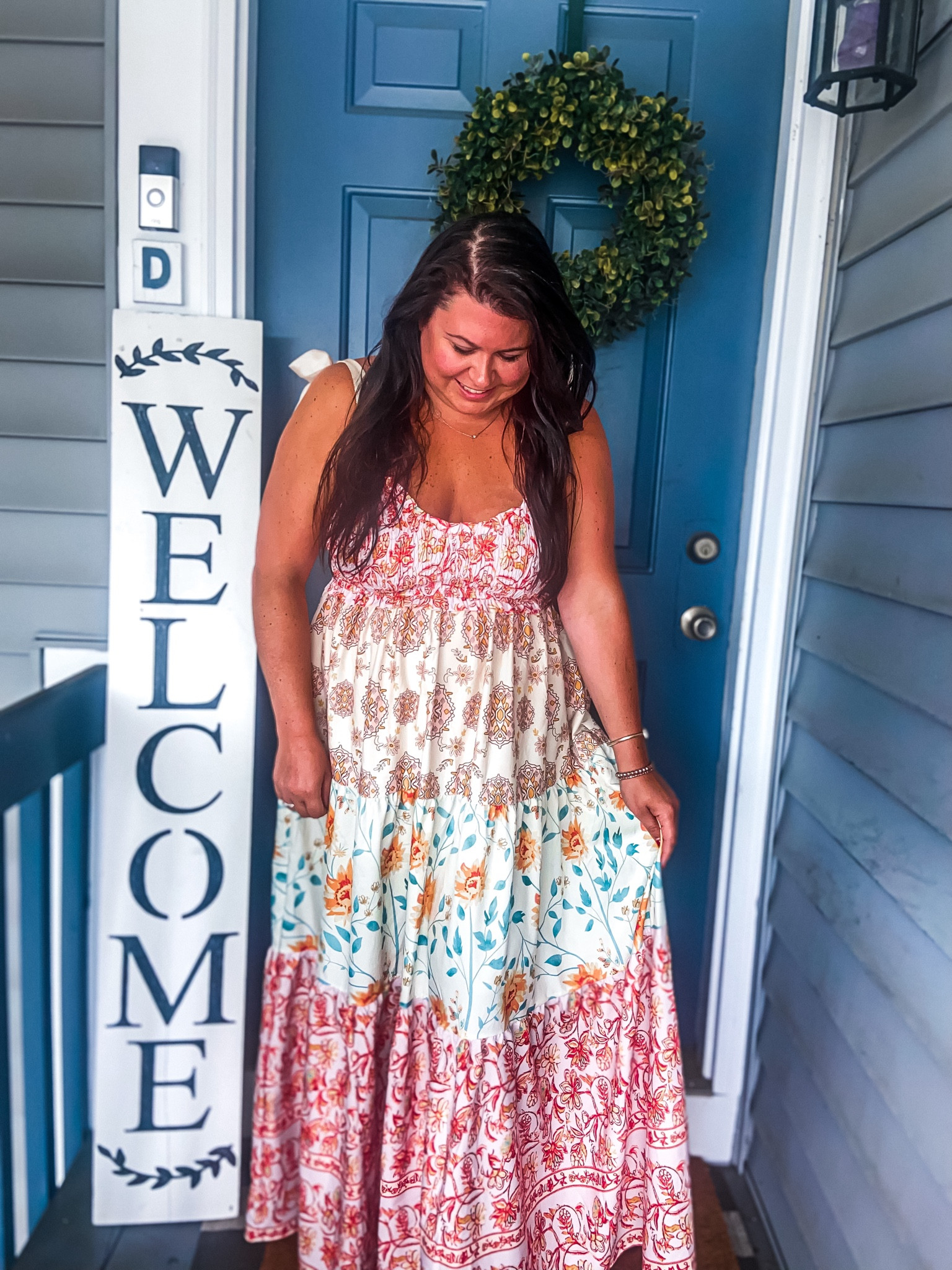 I think we’re going to call today Maxi Dress Monday! I’ve had this dress for maybe 10 days and I’ve already worn it twice 🤪 I may be just a tad obsessed haha. At least we’re starting off the week with a fabulous dress! Let me know how your Monday is going in the comments and shop this dress on my @shop.ltk page or the direct link in stories! 
.
.
.
#freepeopledupe #freepeoplestyle #summerstyle #summerfashion #everydaystyle #amazonshopping #amazonstyle #affordablefashion #affordablestyle #howtostyle #howtowearit #ootd #outfitsideas #outfitinspo 