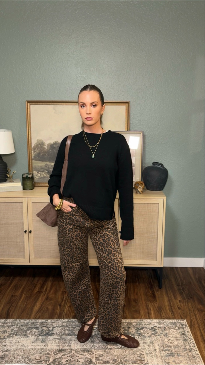 #OOTD 🤎🖤 Obsessed with these fall staples 🍁Tell me, which item is your fave?!

Comment SHOP to get links 🫶

#styleinspiration #falloutfit #fallfashion #fallfashiontrends #howtostyle #fashiongram