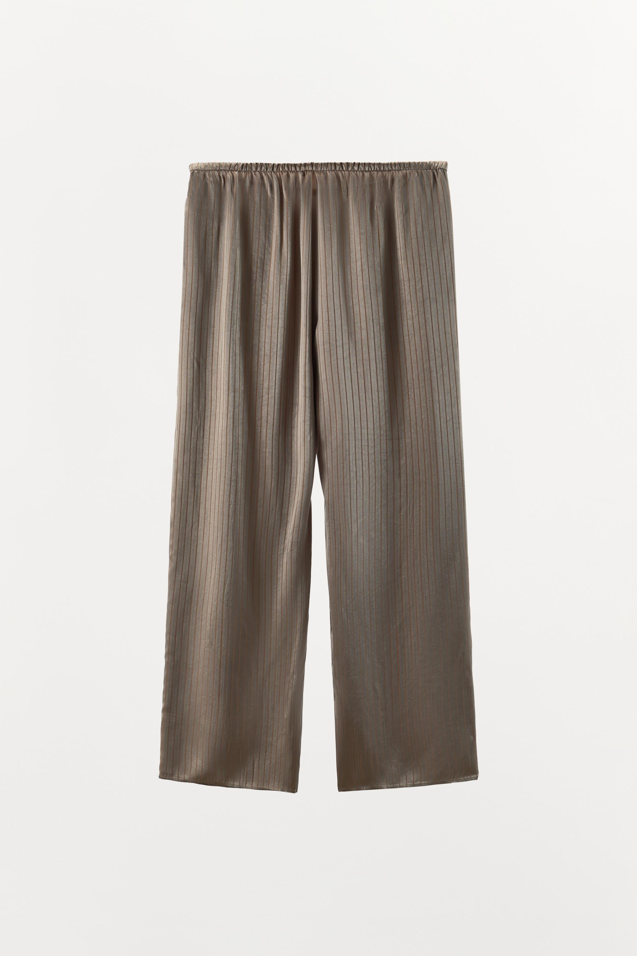 A better experience.Discover it in the app.Open app | Zara US