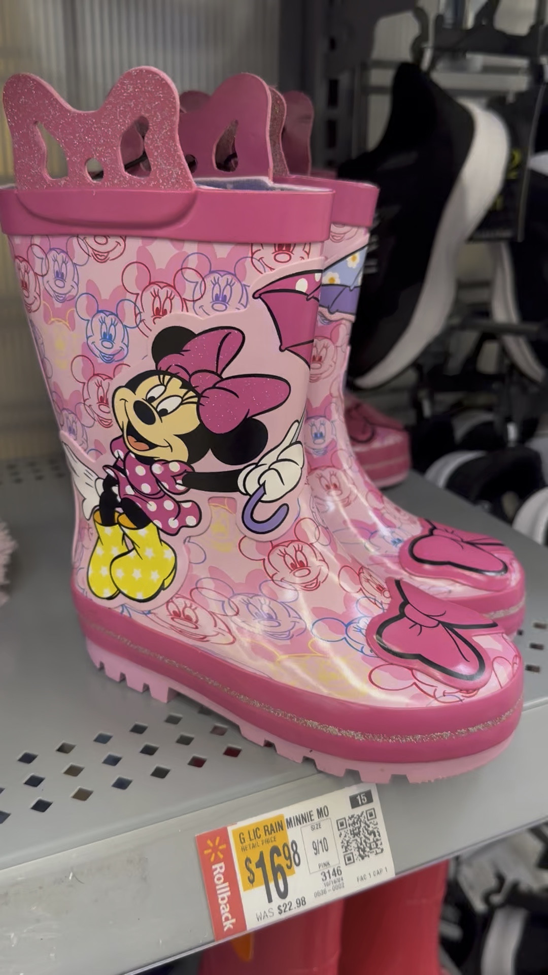Minnie Mouse rain boots🎀

#LTKSeasonal #LTKGiftGuide #LTKKids