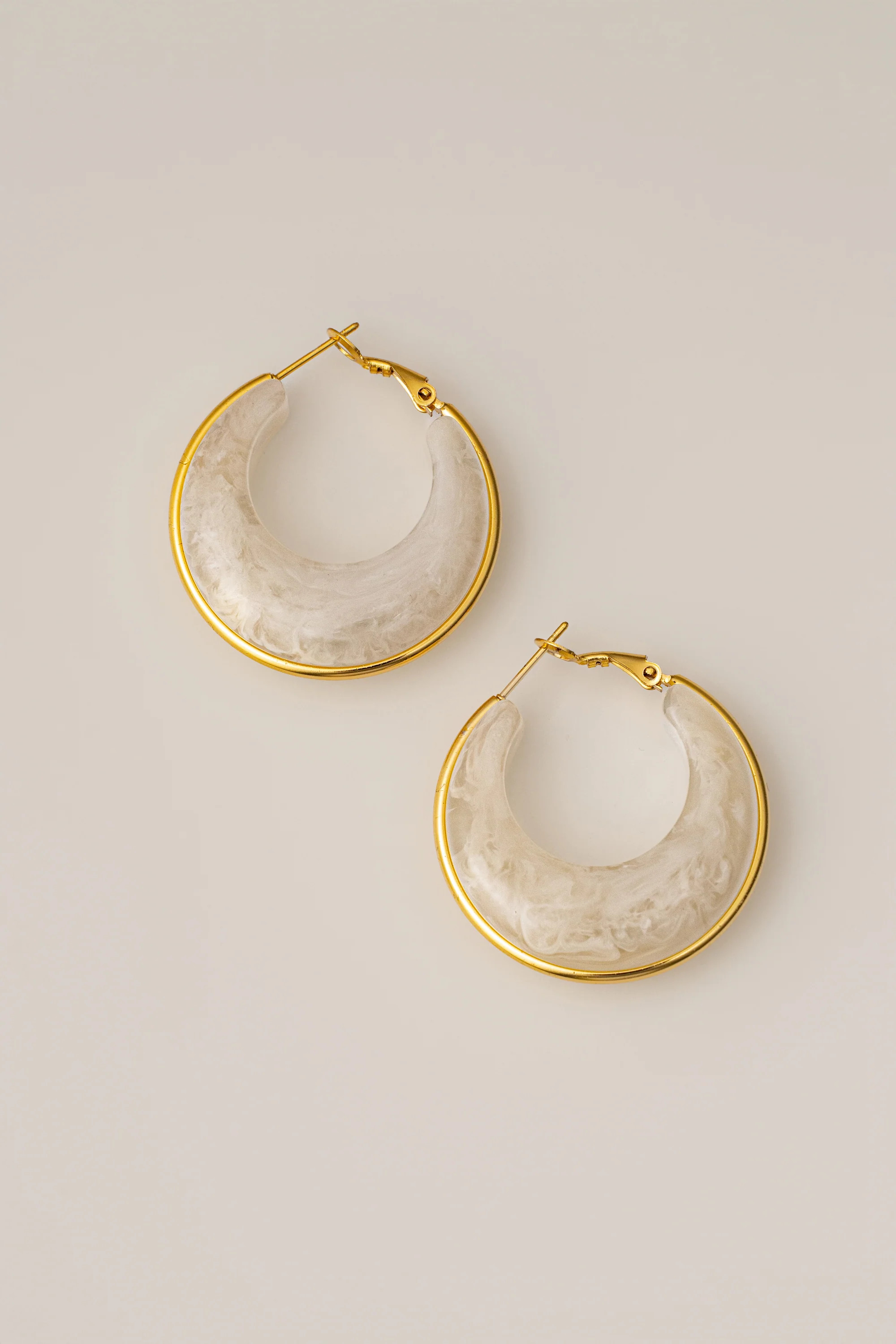 White Zuri Earrings | JLUXLABEL