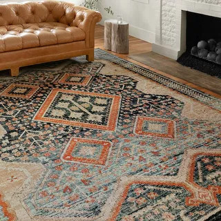 Alexander Home Luxe Ornate Antiqued Distressed Area Rug - On Sale - Overstock - 30732953 | Bed Bath & Beyond
