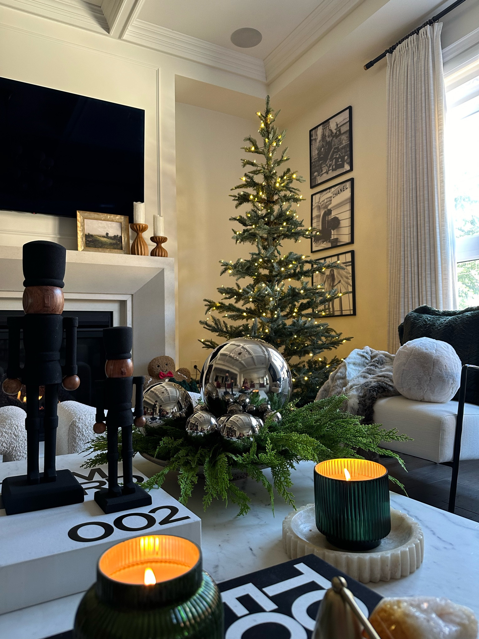 Christmas tree

#LTKstyletip #LTKcanada #LTKsale