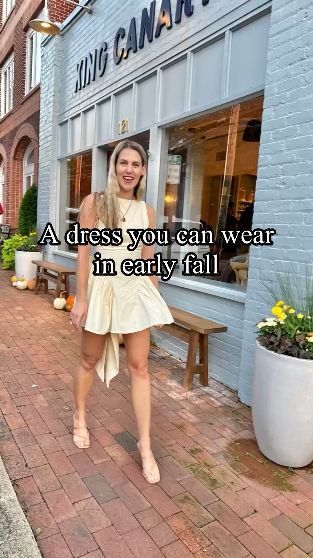 Sized up 1 from my normal and did a US 2/AU 4.

#LTKSeasonal #LTKVideo #LTKFindsUnder100