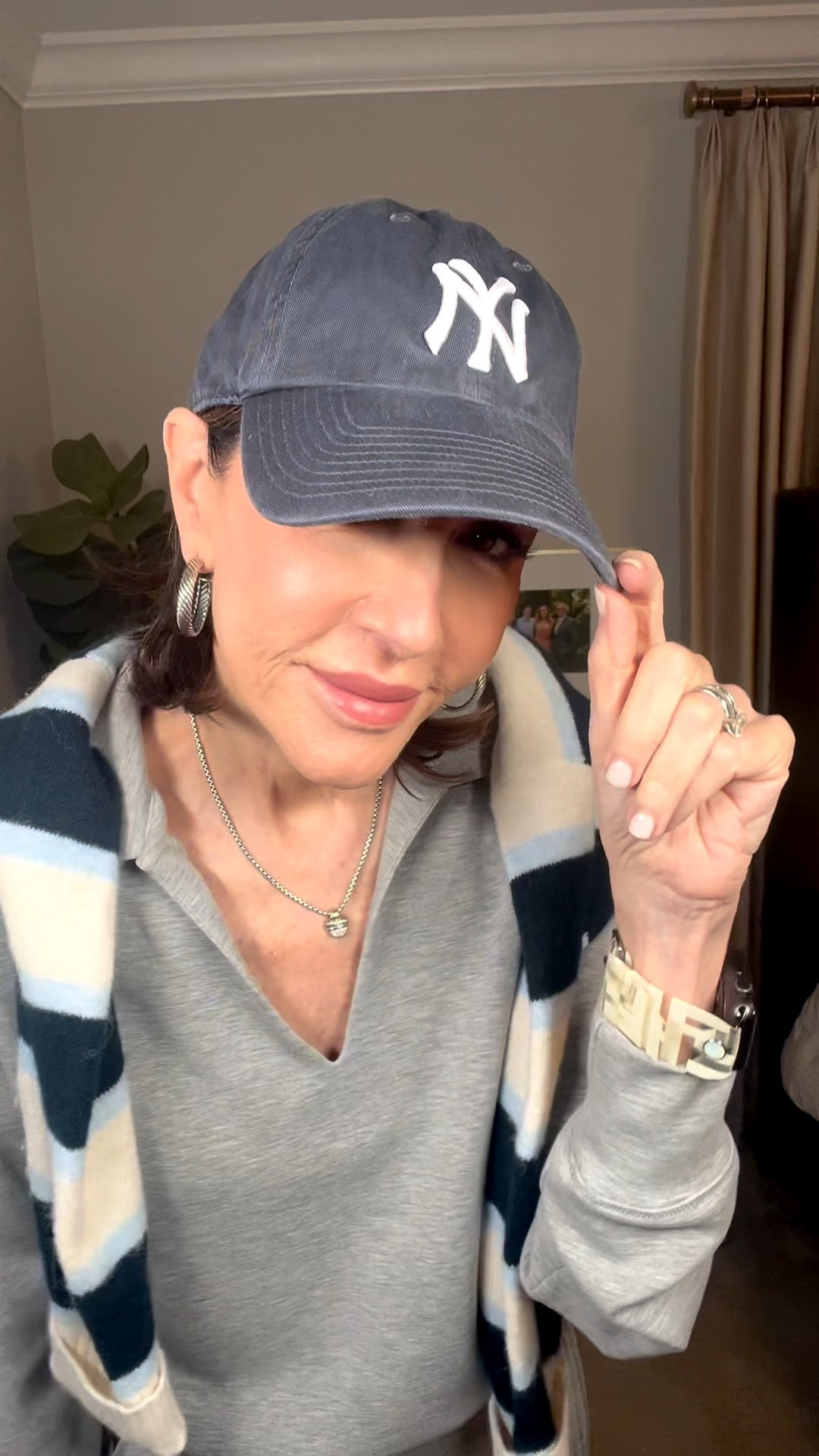 NY baseball cap, casual outfit, over 50 outfits, travel outfit 

#LTKSeasonal #LTKOver40 #LTKgrwm