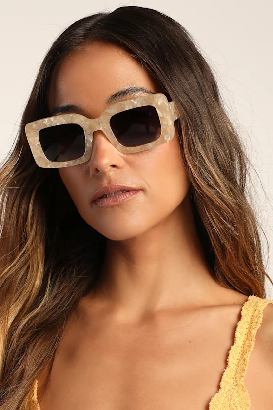The Kendall Pearl Acetate Oversized Square Sunglasses | Lulus (US)