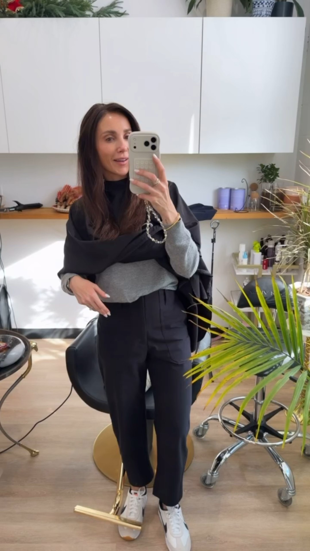 Casual and easy look, gal and winter outfits, comfortable outfit, travel outfit, running errands outfit, annabrstyle 

#LTKSeasonal #LTKootd #LTKmomlife