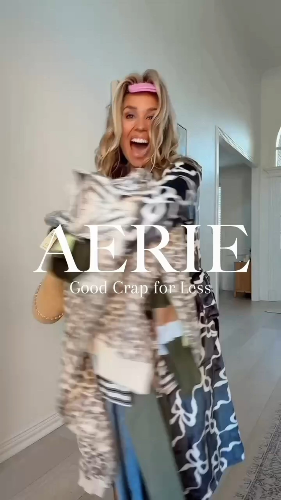 🤍 Run while they are doing 25-50% almost everything🙊😍
Everything runs true to size for me
Size: Small
5'5" // 120lbs


#LTKSeasonal #LTKFindsUnder100 #LTKSaleAlert