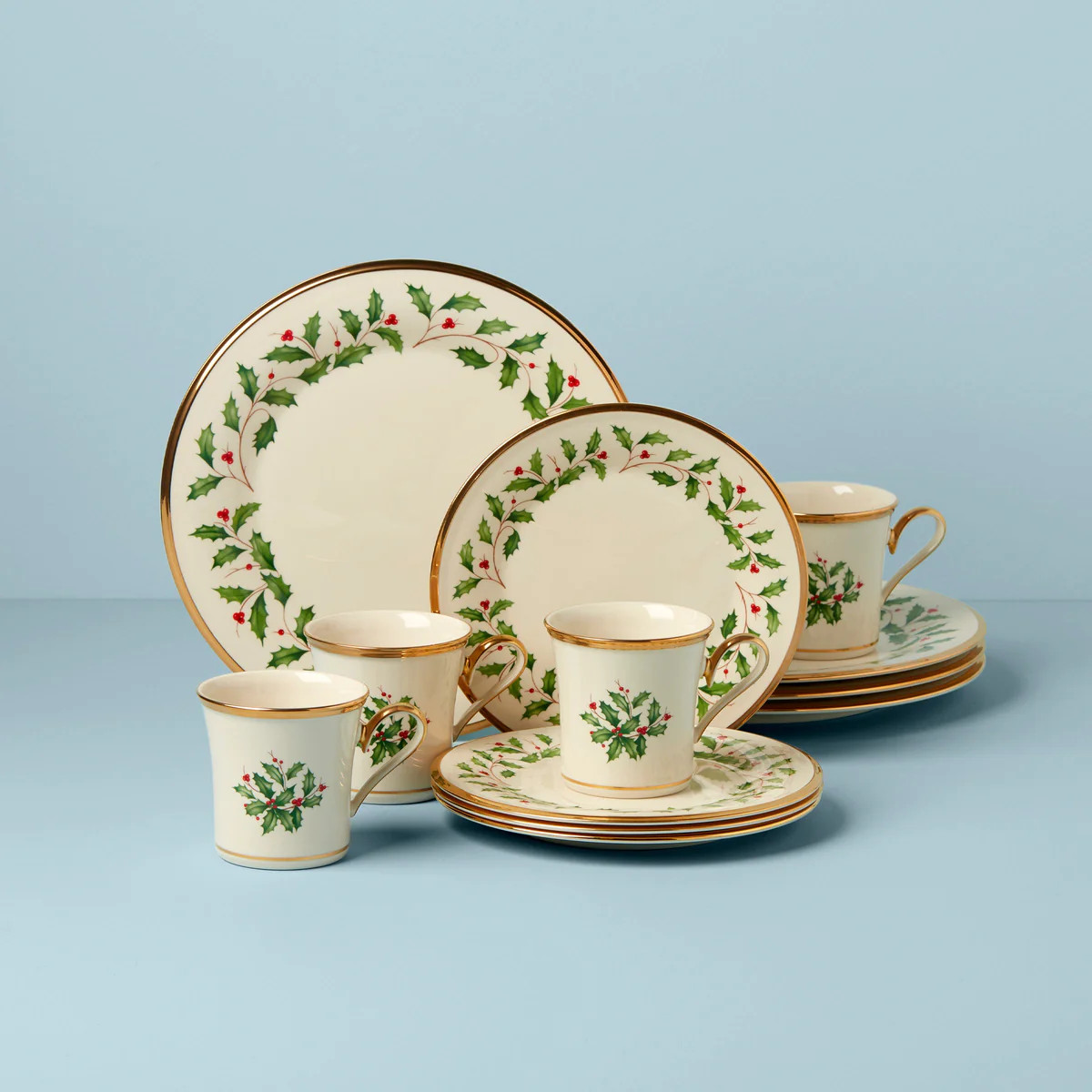 Holiday 12-Piece Plate & Mug Dinnerware Set | Lenox