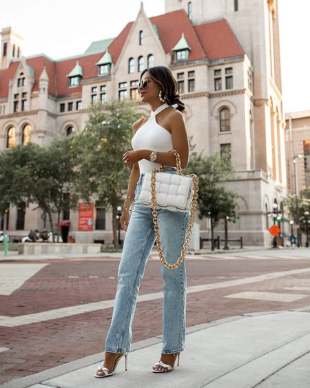 Casual summer outfit / summer date night outfit
White halter top
Abercrombie straight leg jeans


#LTKFindsUnder100 #LTKStyleTip #LTKItBag
