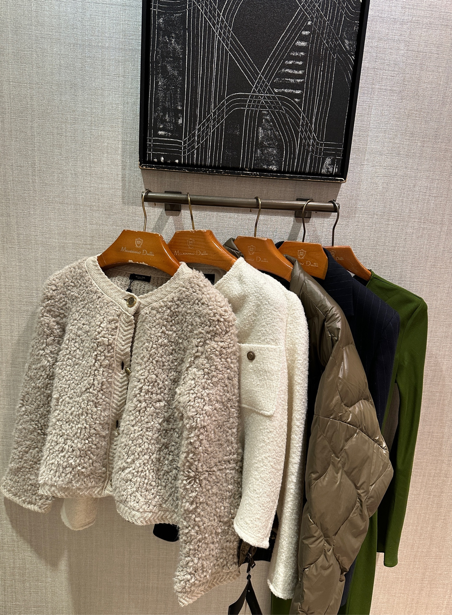 Sweater 
Fall outfits
Cardigan 
Light jacket 
Fall coat 
Sweaters 

#LTKstyletip #LTKeurope #LTKSeasonal