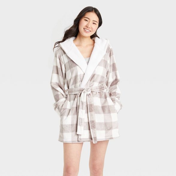 Women's Gingham Buffalo Check Cozy Short Robe - Colsie™ Gray | Target