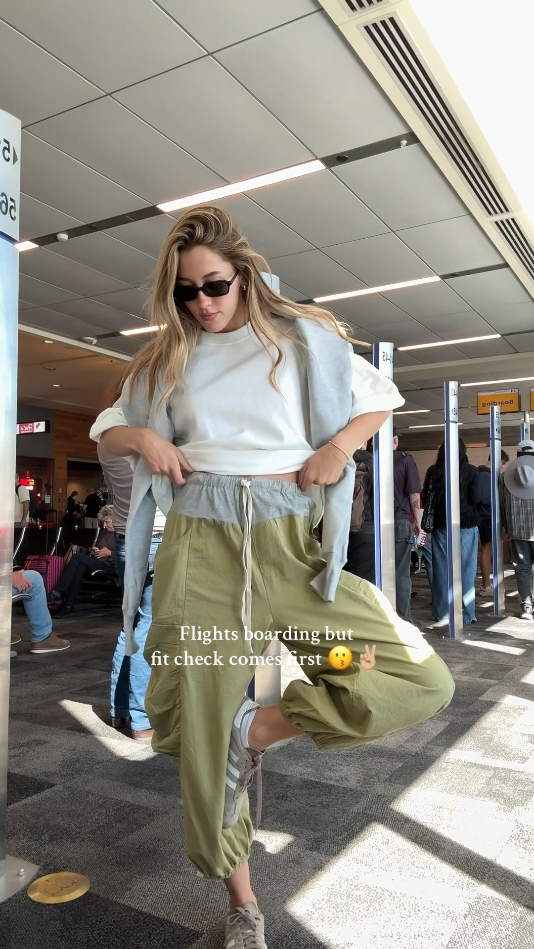 Loved this airport fit sooo much!!!


Travel outfit, freepeople, madewell, sneakers, boho style, airport ootd

#LTKSeasonal #LTKActive #LTKTravel