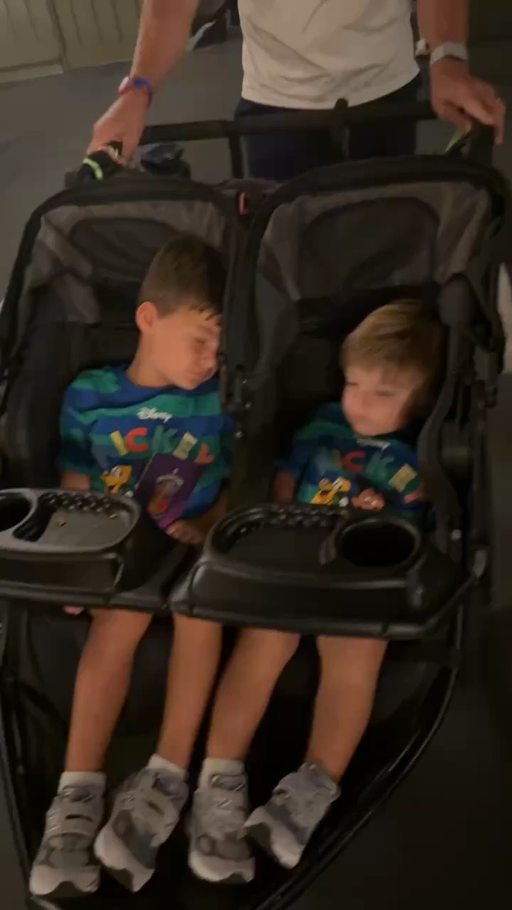 Jackson’s knocked out lol!

Disney, Disney kids, Disney travel, Disney outfits, Disney trip, kids Disney outfits, boy mom, grace white

#LTKTravel #LTKKids #LTKBaby