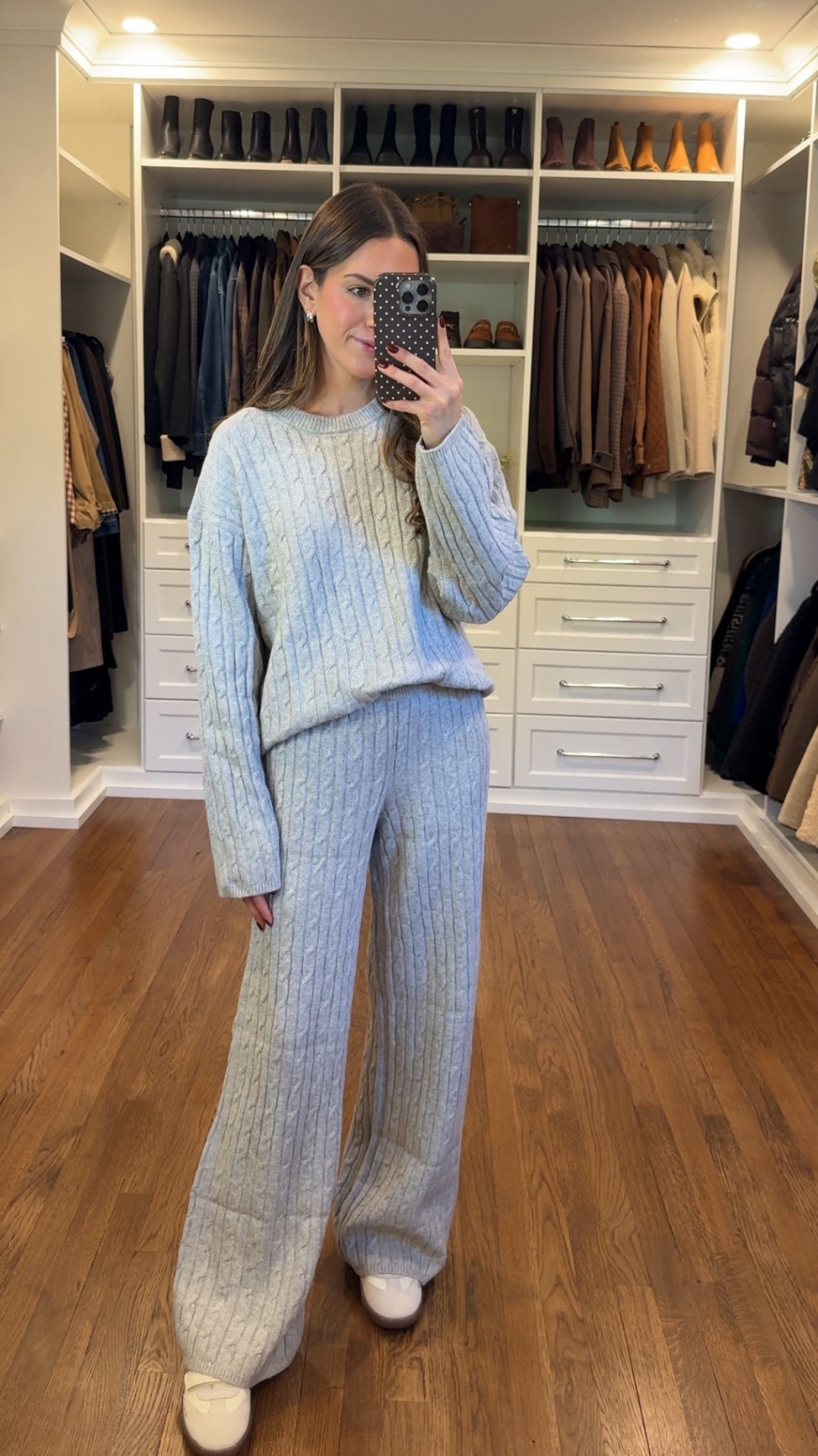 Size small 
Matching set 
Gifts for her 
Gap 
Lounge set 

#LTKStyleTip #LTKGiftGuide #LTKSaleAlert