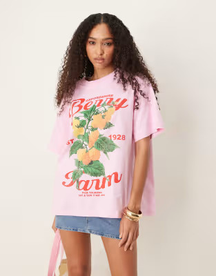 ASOS DESIGN oversized t-shirt with berry graphic in pink | ASOS (Global)