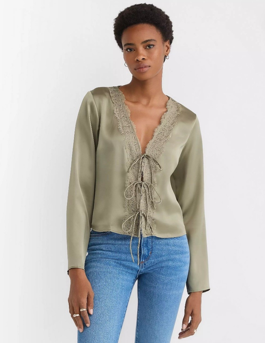 Lace trim blouse for autumns 

#LTKootd #LTKSpringSale #LTKPetite
