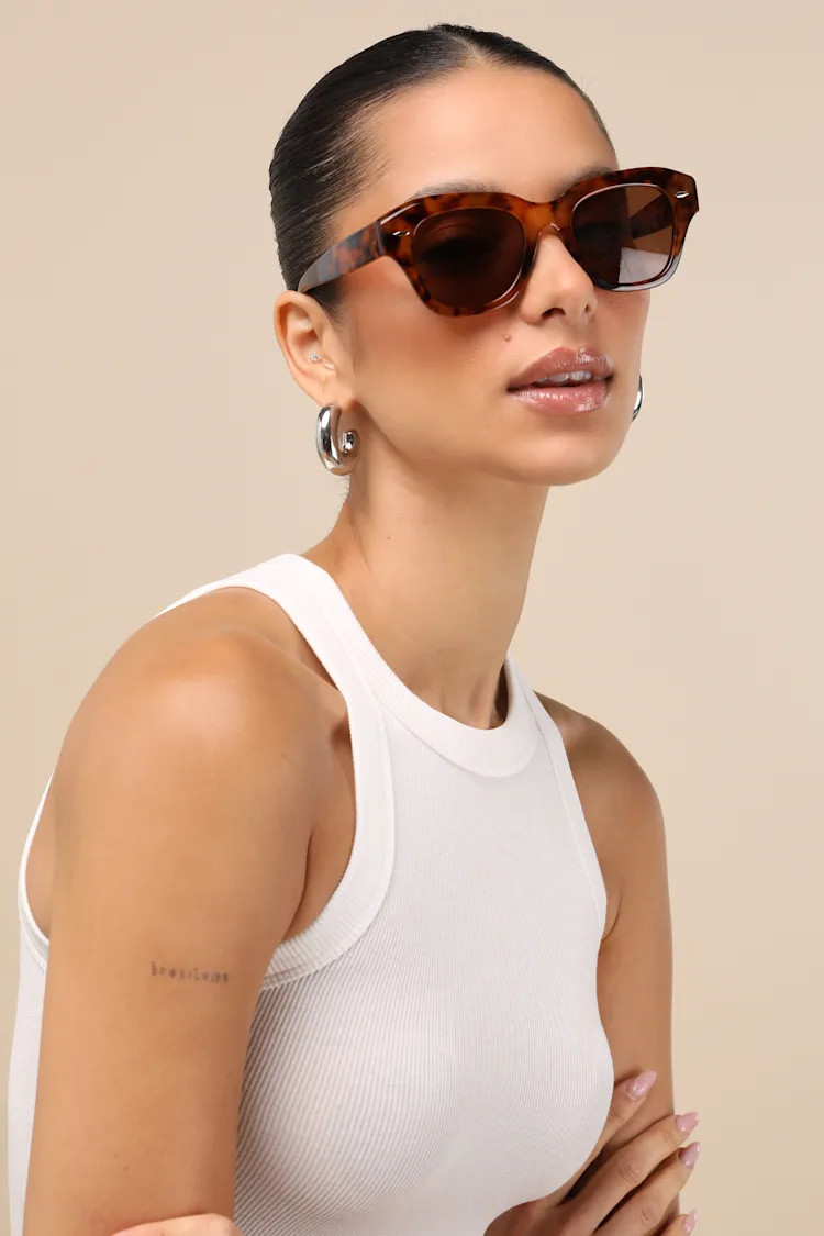 Danny Brown Tortoise Square Sunglasses | Lulus