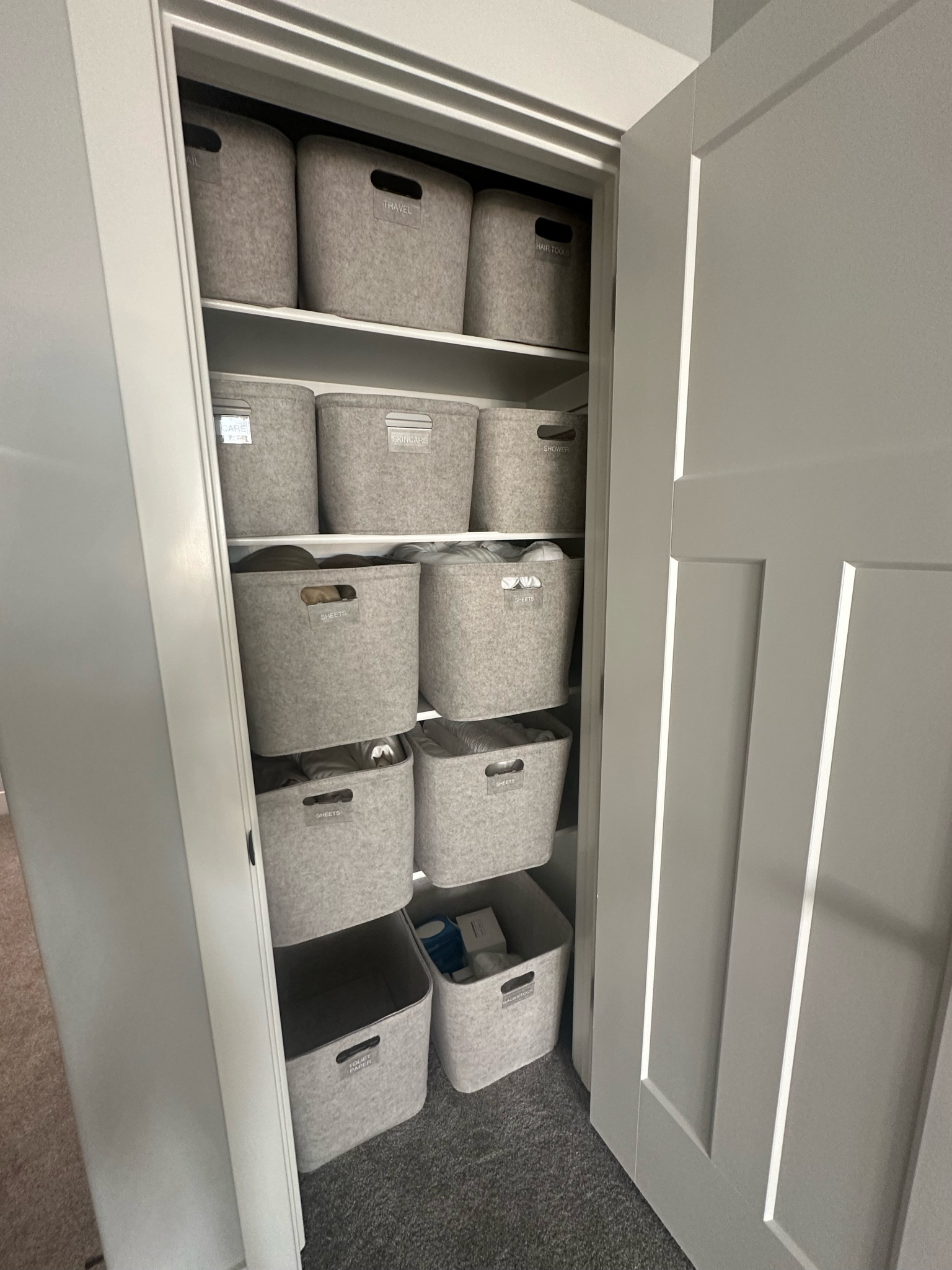Easiest Simple Linen Closet Organization 

#LTKFindsUnder100 #LTKHome #LTKFindsUnder50