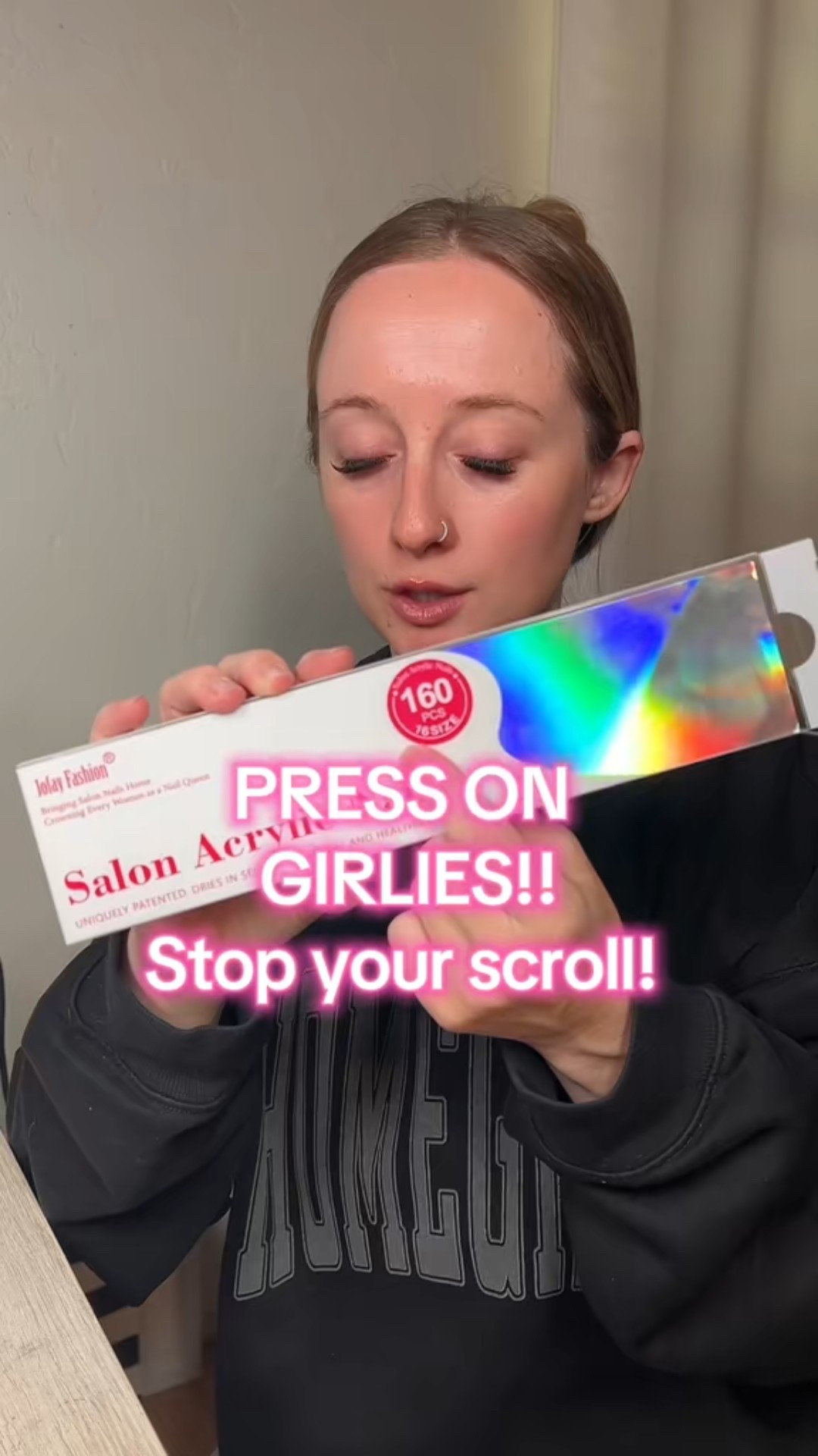 Crazy deal on Press on nails! 160 pc!