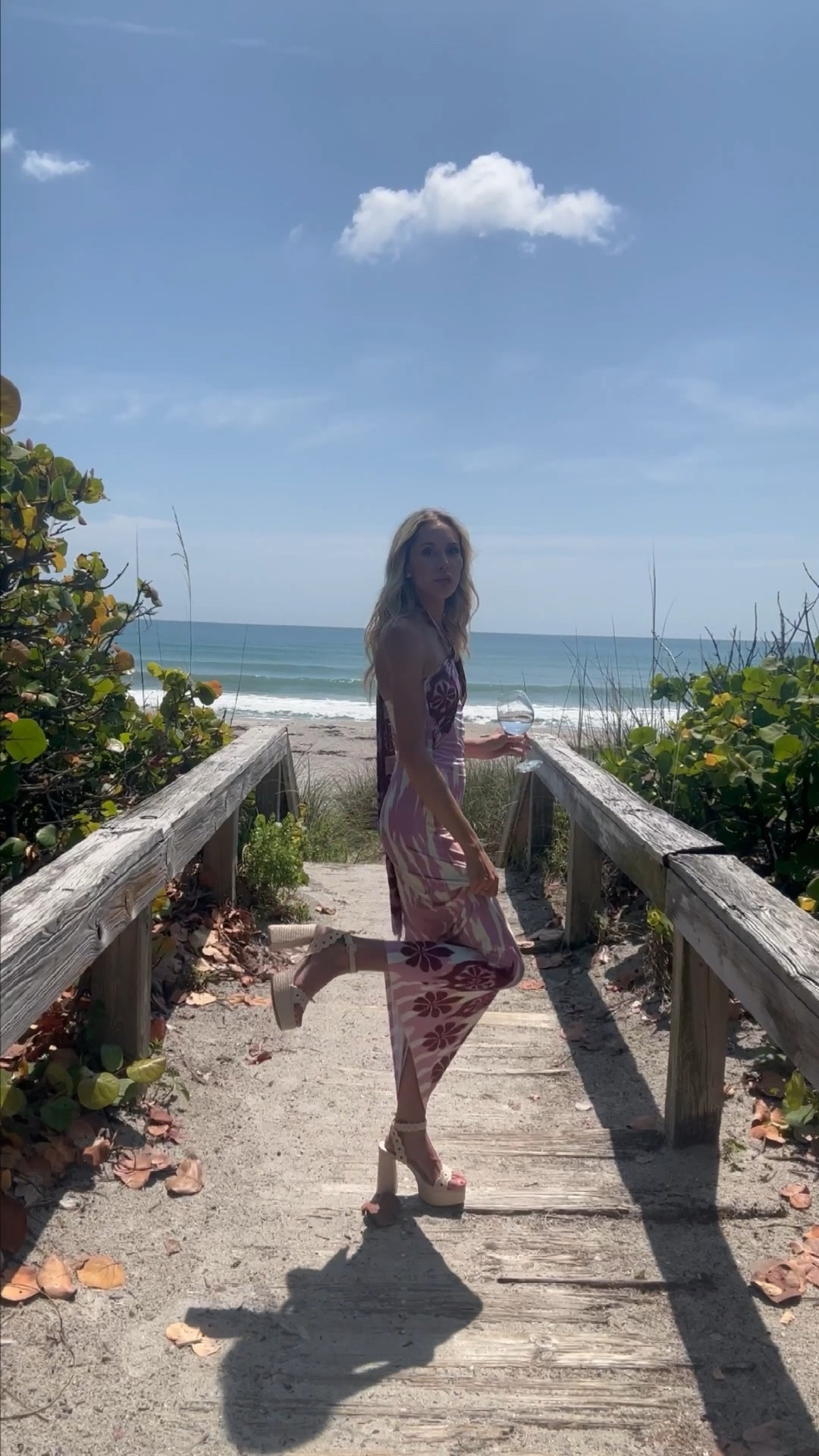 Beach club dinner dress ☀️ 

#LTKSummerEdit #LTKShoeCrush #LTKStyleTip