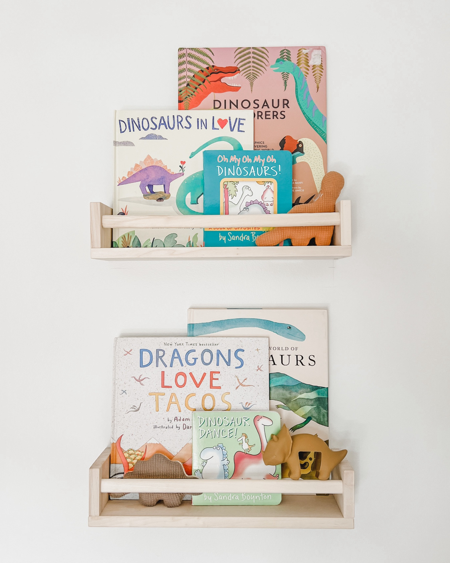 Who doesn’t love a good Dino book haul? These are some of our favorites right now for our Dino lovers 🦕 

Toddler books, book shelves, shelfie, toddler bedroom, toddler room decor

#LTKfamily #LTKkids #LTKhome