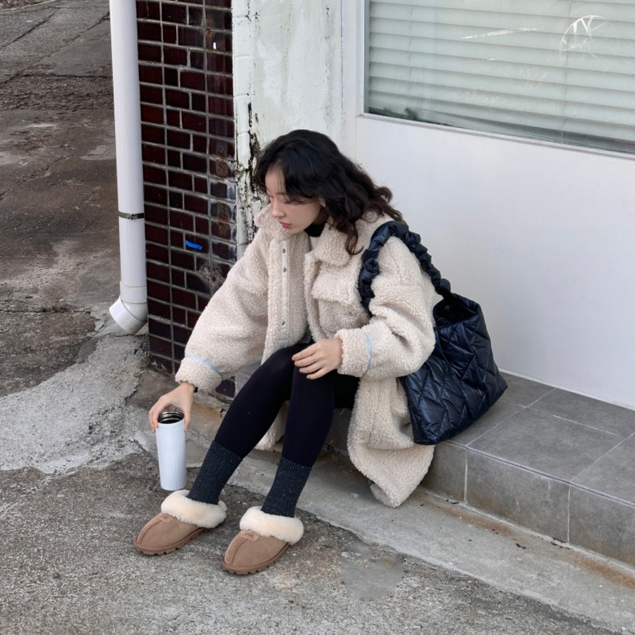 My Ugg mule coquette slipper ootd

#LTKHoliday #LTKU #LTKAsia