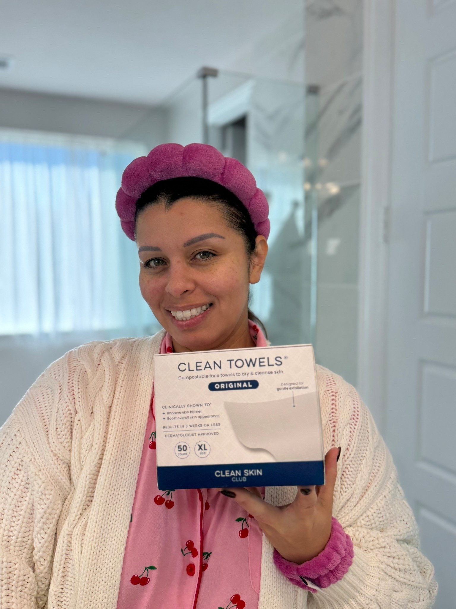 @Clean Skin Club obsession 😍 my skin loves these face towels. 

#ad #cleanskinclub #skincareroutine #skincare #facetowels #over40mom 

#LTKmorningroutine #LTKselfcare #LTKFindsUnder50