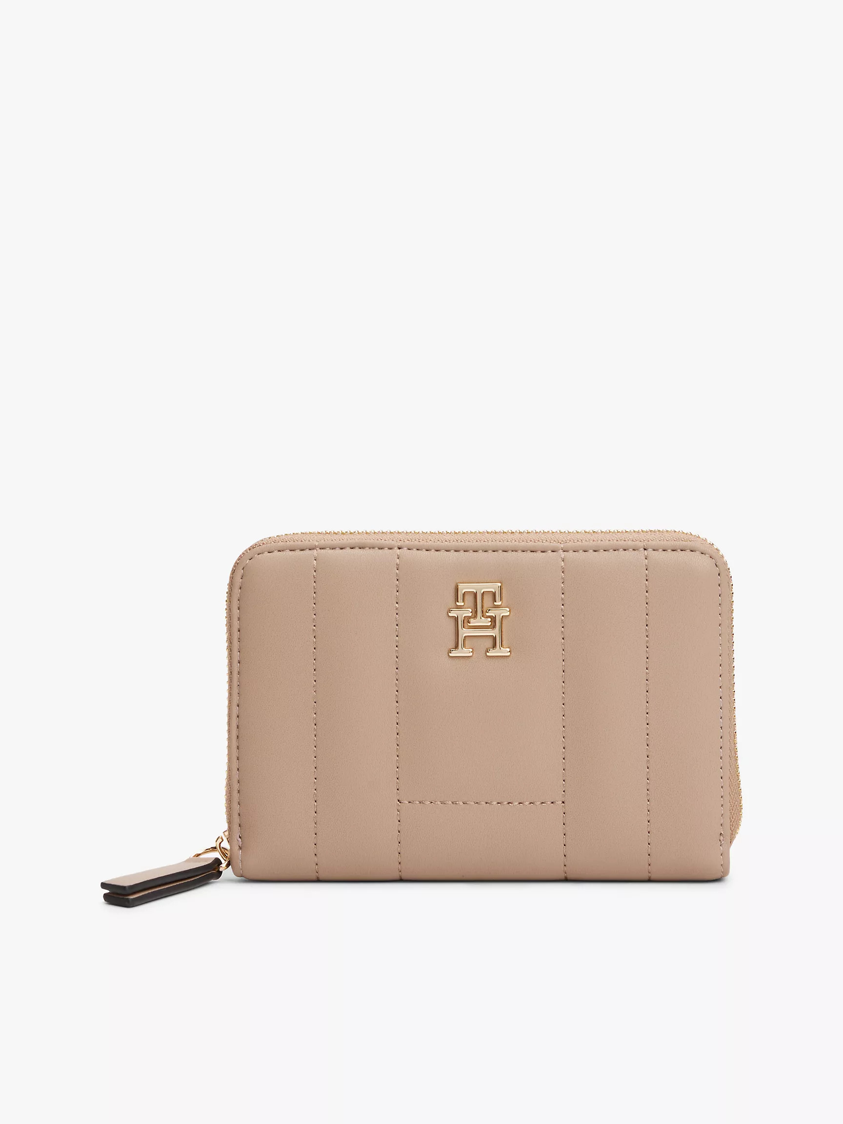 Quilted Medium Zip-Around Wallet | Tommy Hilfiger | Tommy Hilfiger (US)
