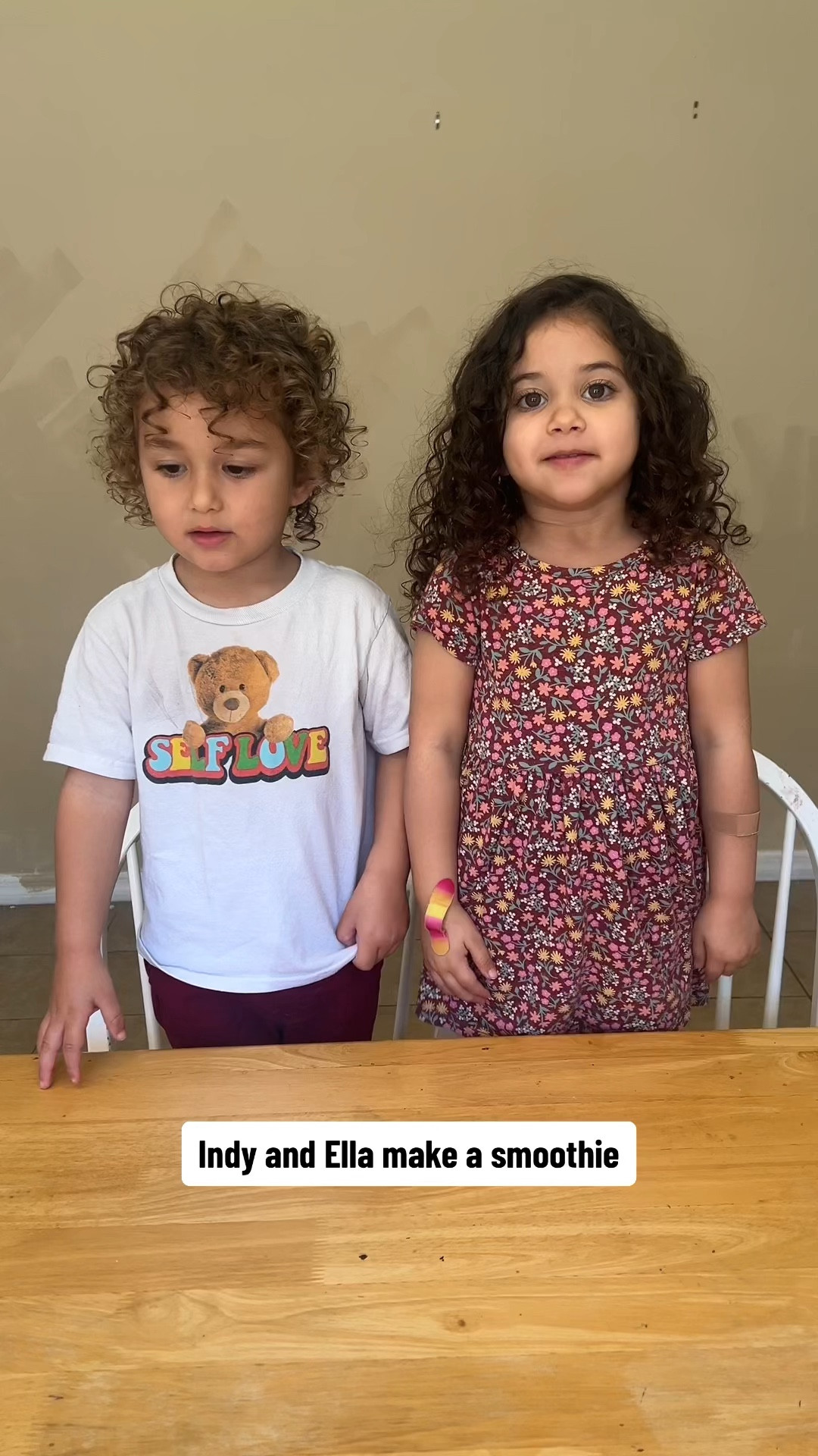 Ella and Indy make a smoothie using the Melissa and Doug hot and cold drink set

Melissa and Doug, toys, toy ideas, gift toy ideas, holiday gifts

#LTKVideo #LTKkids #LTKfamily