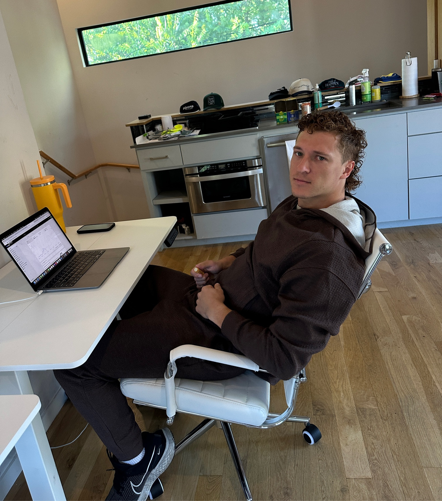 men’s sweatsuit
bronson is wearing M pants + L hoodie