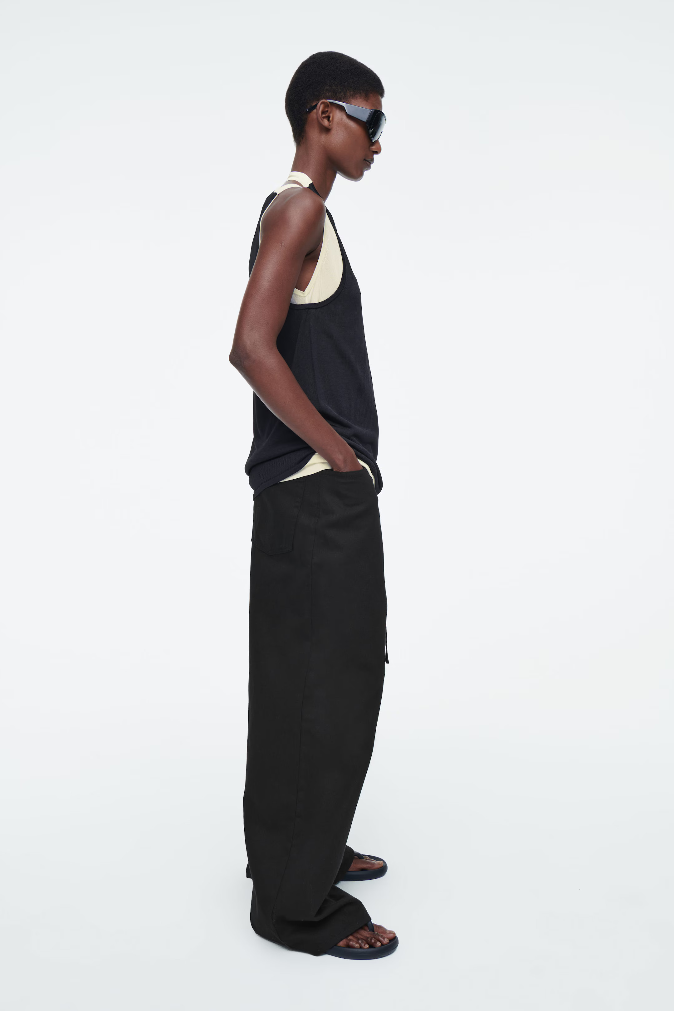 LAYERED KNITTED TANK TOP - NAVY / CREAM | COS (AU)