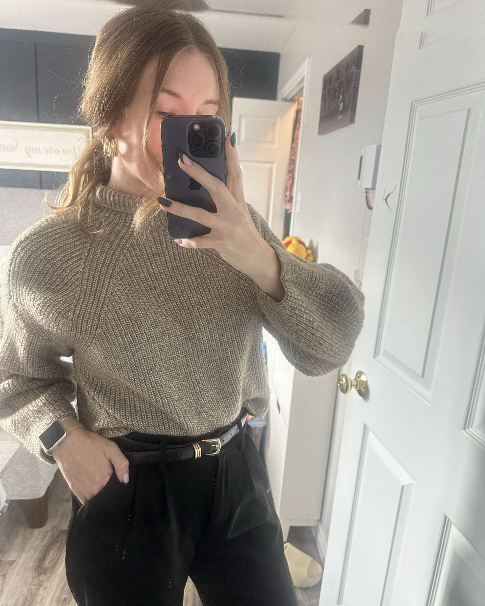 Cozy fall vibes featuring dress pants 

#LTKcanada #LTKworkwear #LTKautumn