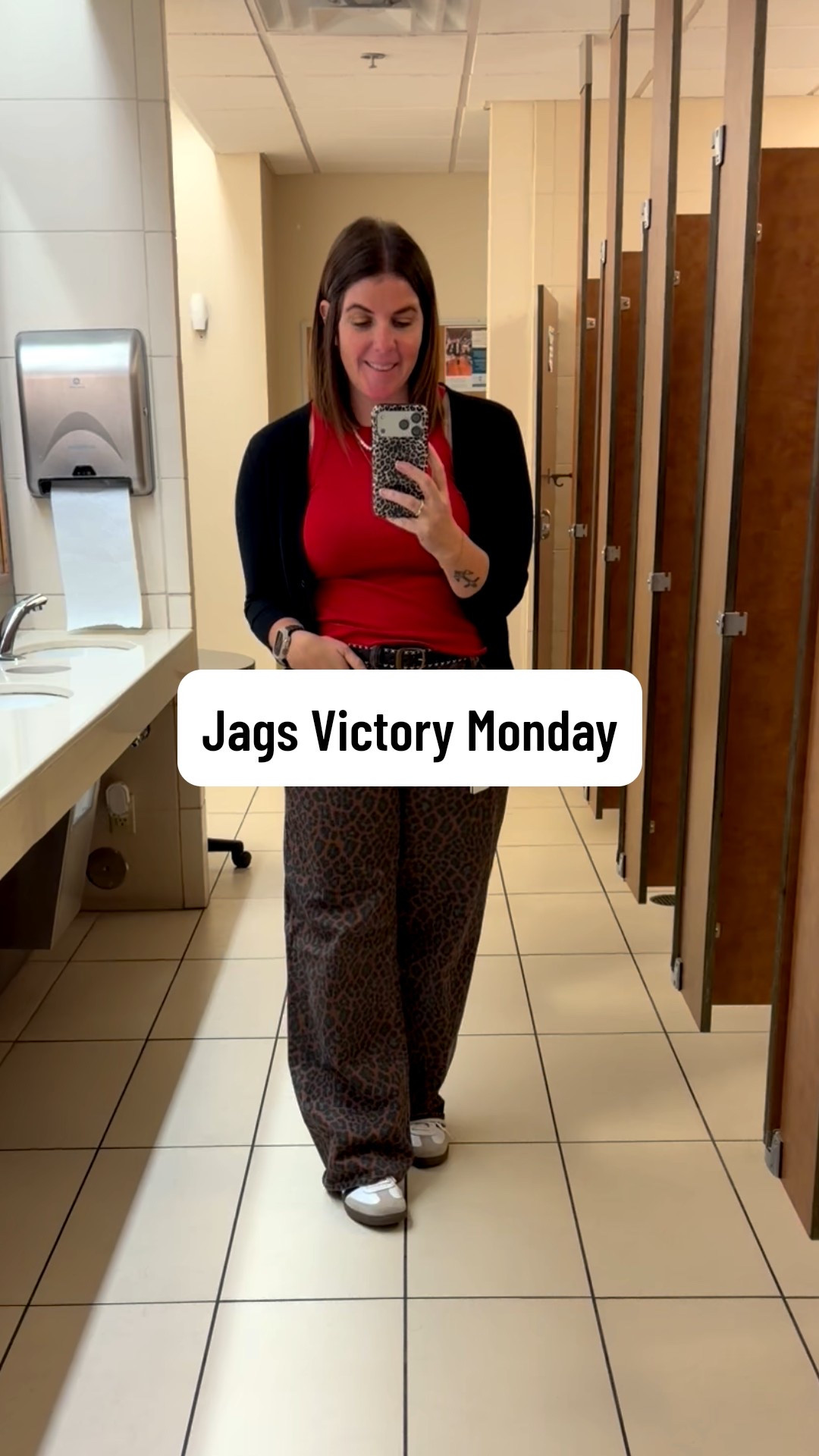 The jags won and that deserves a victory Monday!!! These jeans are from Madewell and they are on sale for under $90! If you are loving leopard print, definitely grab these  

#LTKFindsUnder100 #LTKootd #LTKSaleAlert
