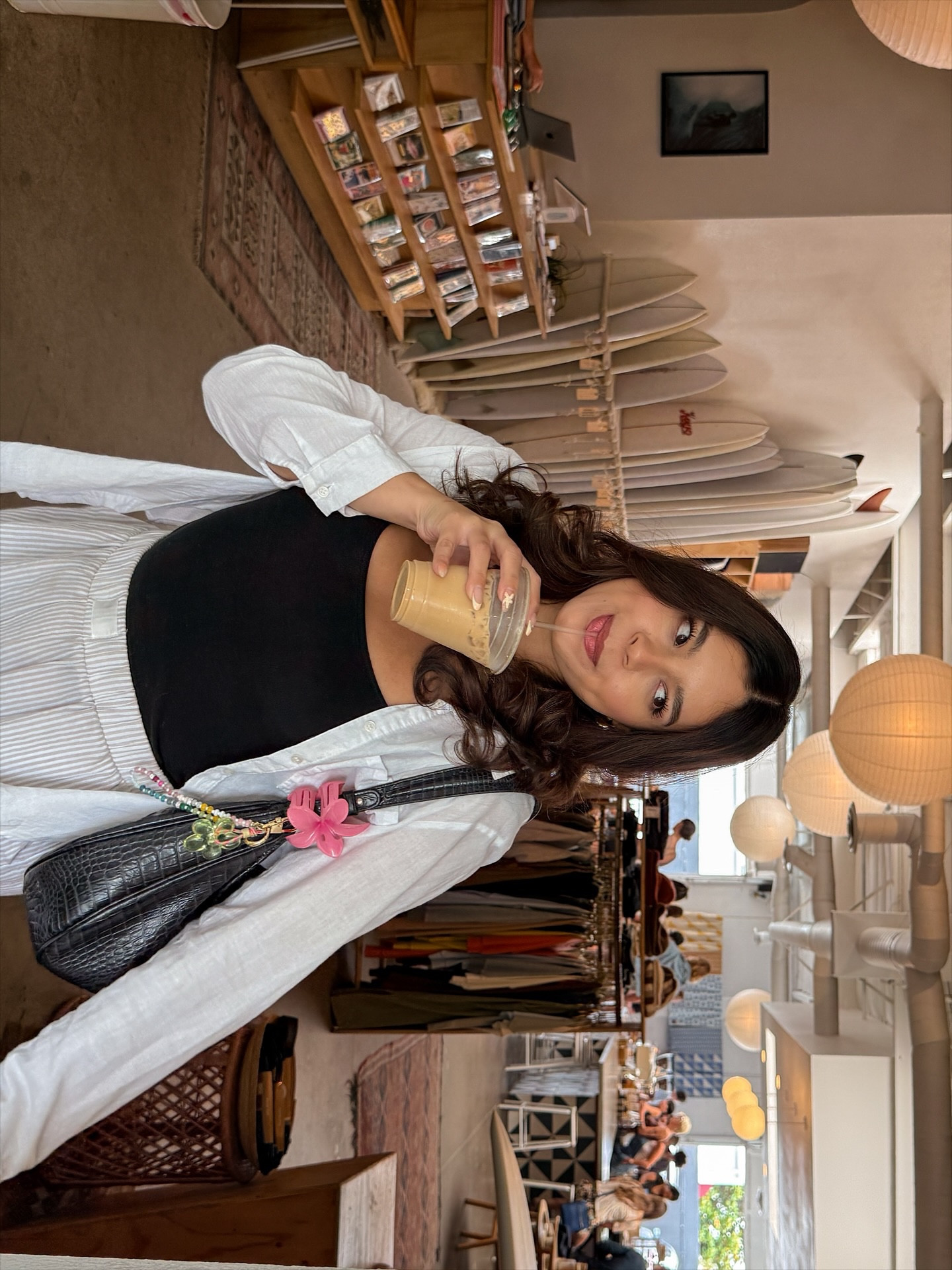 Coffee dates with the amiga ☕️🥐 

Comment outfit details 🔗
#coffeedates #coffeeoutfit #coffeeislife #falltransitionoutfit